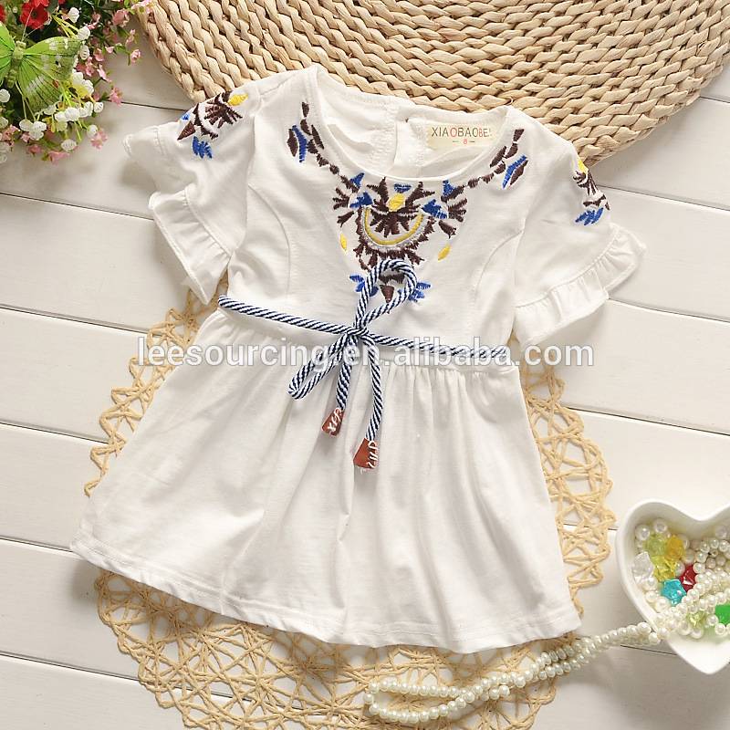 Modedesign bebis barn klänning vit Smock biskop klänning flickor