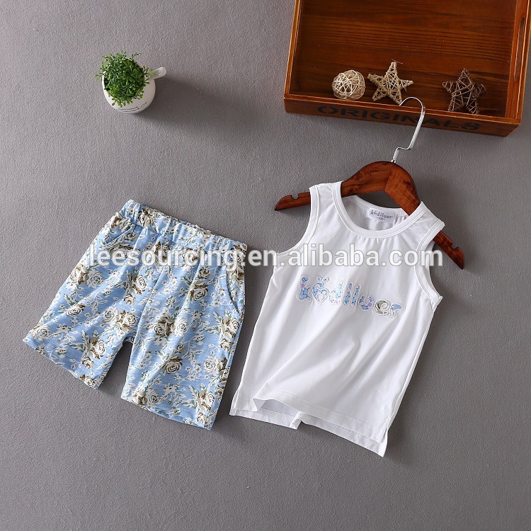 Wholesale summer cotton printing girls casual kids clothing sets