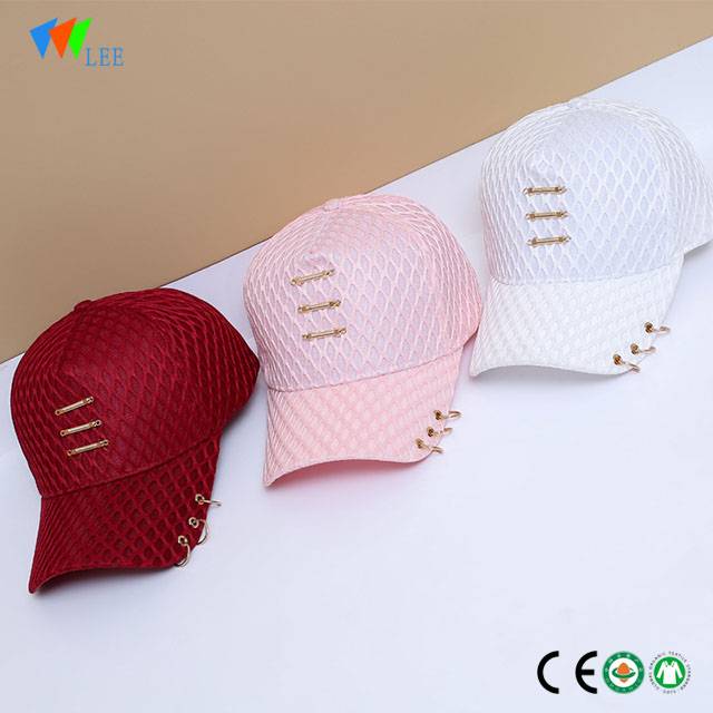 fashion 6 panel baseball cap with rings without logo