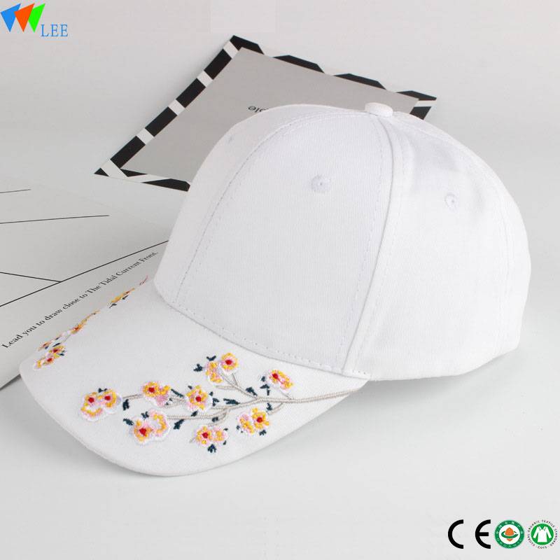 Flower Embroidery Soft Baseball Cap unstructured 6 Pane baseball cap
