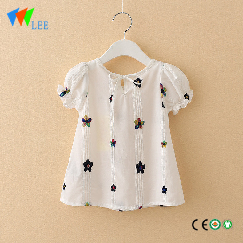 Anak wadon blus designs kembang prints 1/4 kantong werna putih panas t shirt