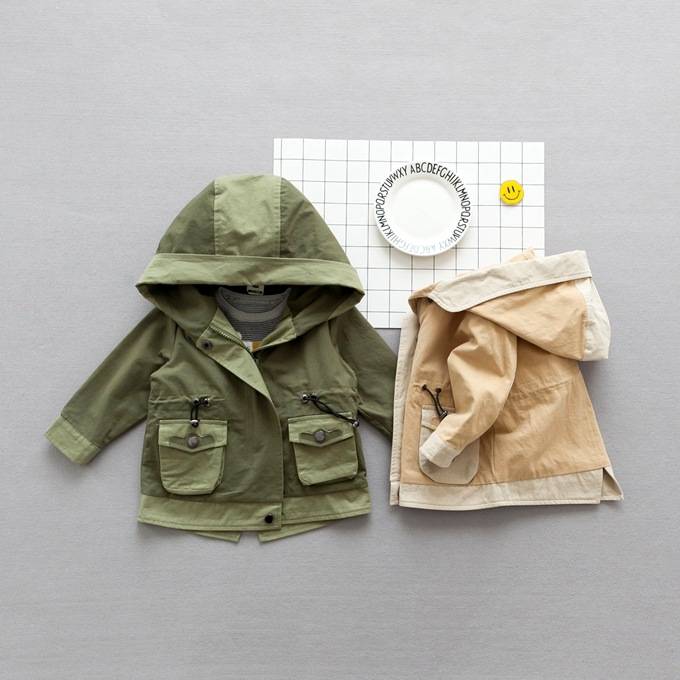 2017 fashional succinctly children coats with soft fabric jacket baby windbreaker