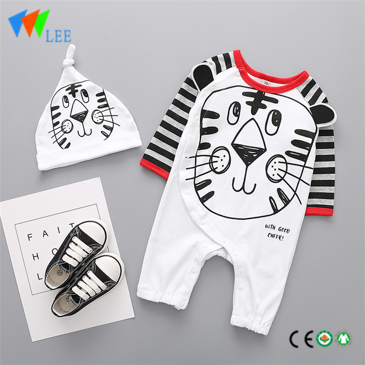 100% cotton baby romper print tiger with hat Two-piece set