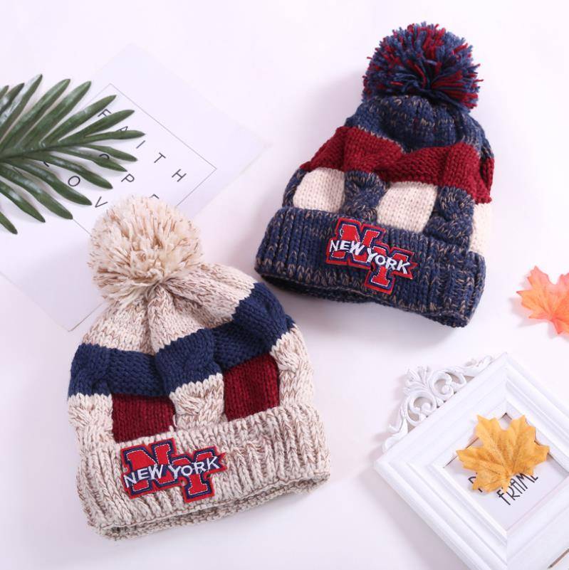 High Quality Knitted Wool Wireless Bluetooth Music Smart Hat Headphone Winter Warm Earphone cap