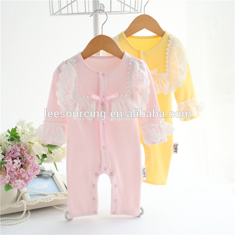 Wholesale cute layette baby ruffle cotton bodysuit newborn clothes romper