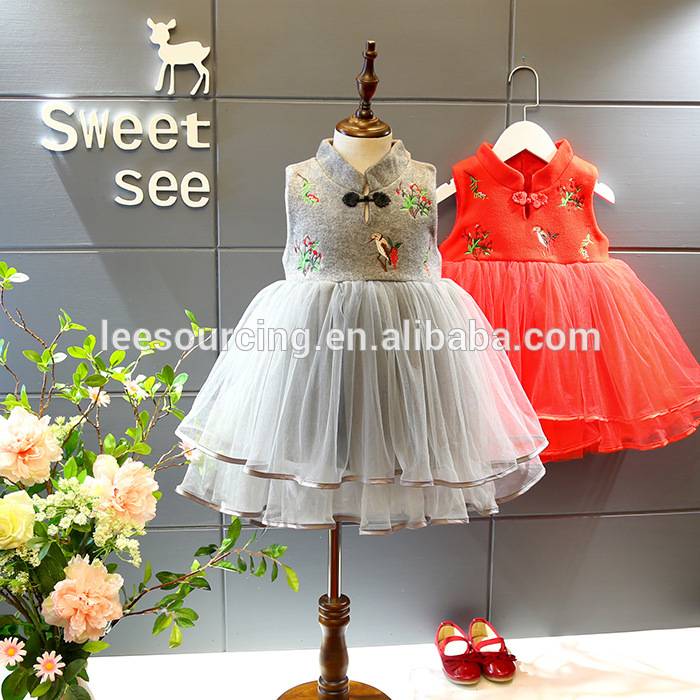 Търговия на едро летни дизайни Европа стил ръчна бродерия за бебе рокля, ежедневно облекло рокля, момиче дантела рокля