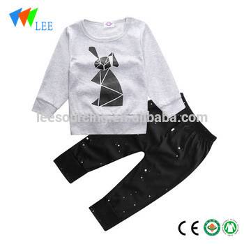 Wholesale cotton long sleeve toddler boy t-shirt and pants 2 pcs baby clothing set