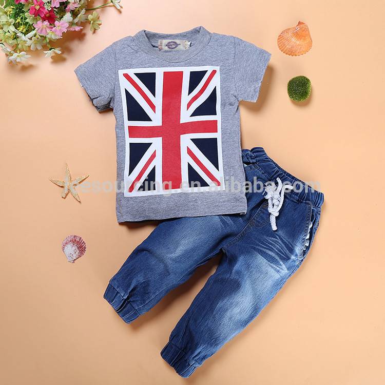pencetakan mode tee dan celana denim 2 pcs ditetapkan untuk pakaian bayi dewasa