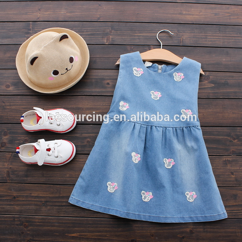 Wholesale new design boutique baby girls clothes cotton embroidery flowers jean vest dress for girls