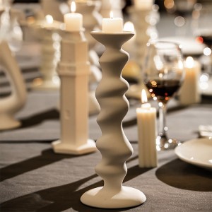 Large  Size White Ceramic Candleholder Flicker-Shaped Art Creative Design Shape