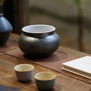 Japanese coarse pottery Matcha bowl, Handmade Rought Pottery Black Tea Ceremony Slag Bucket Japandi Style Designs