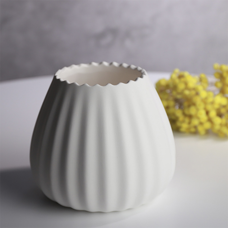 Nordic Minimalist Raindrop-shaped Art Creative White Textured Flower Ceramic Vase Featured Image