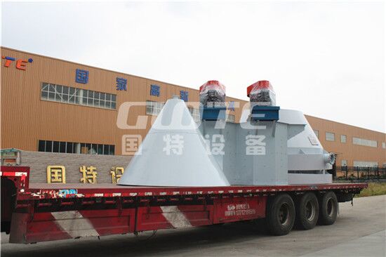 The customer from Gansu has shipped the quartz sand scrubbing machine and desilt bucket