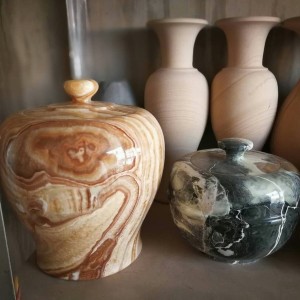 SY012 Isfar Sandstone Pot