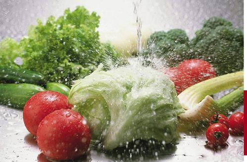 Ozon-fruit- en groentesterilisator is nuttig voor de gezondheid