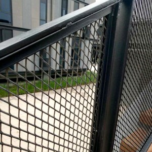 ekspandirani metal za ogradu stepenica