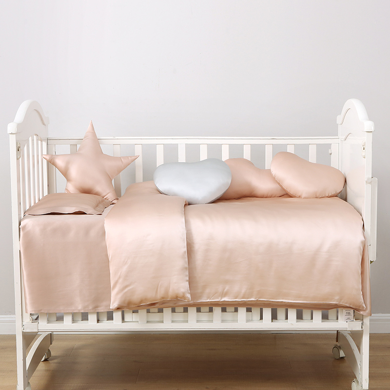 Anti-Bacterial Anti Dust Mite Infant Mulberry Silk Bedding Set Featured Image