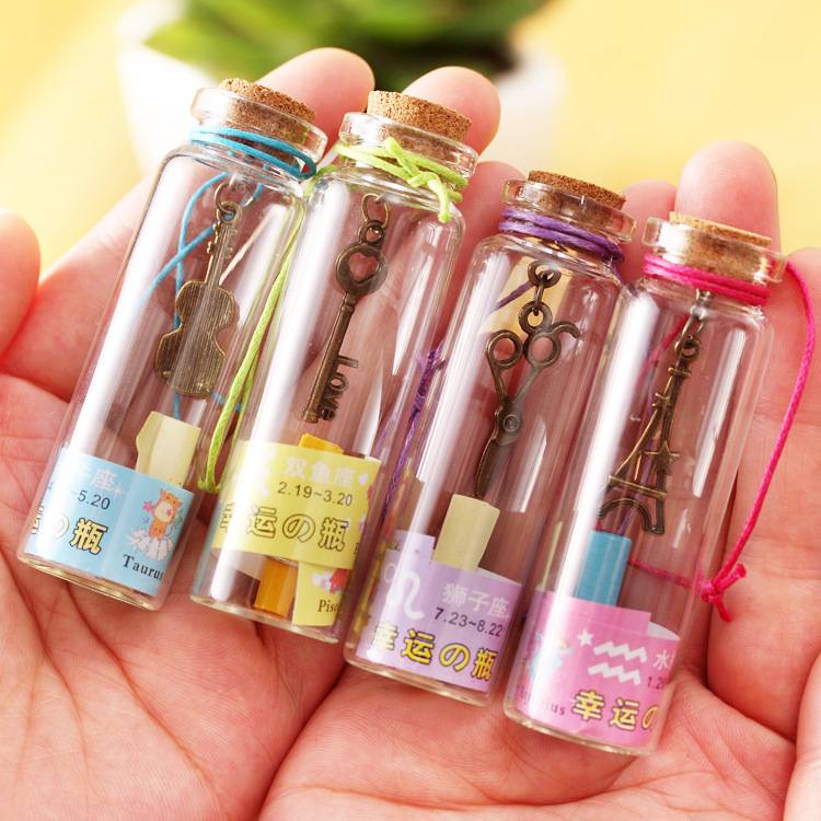 gift decoration glass vials with cork lid Featured Image