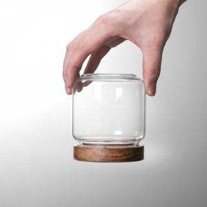 Big glass storage jar with wood sealing lid