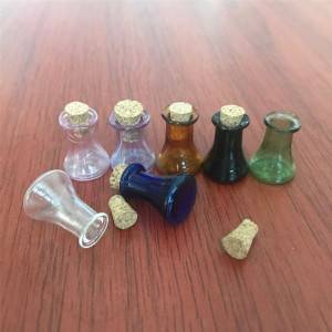 Mini Glass Color Flask Bottles Model Cute Bottles With Cork Little Flat Bottom Wine bottle Gift Tiny Jars Vials Mix 7 colors