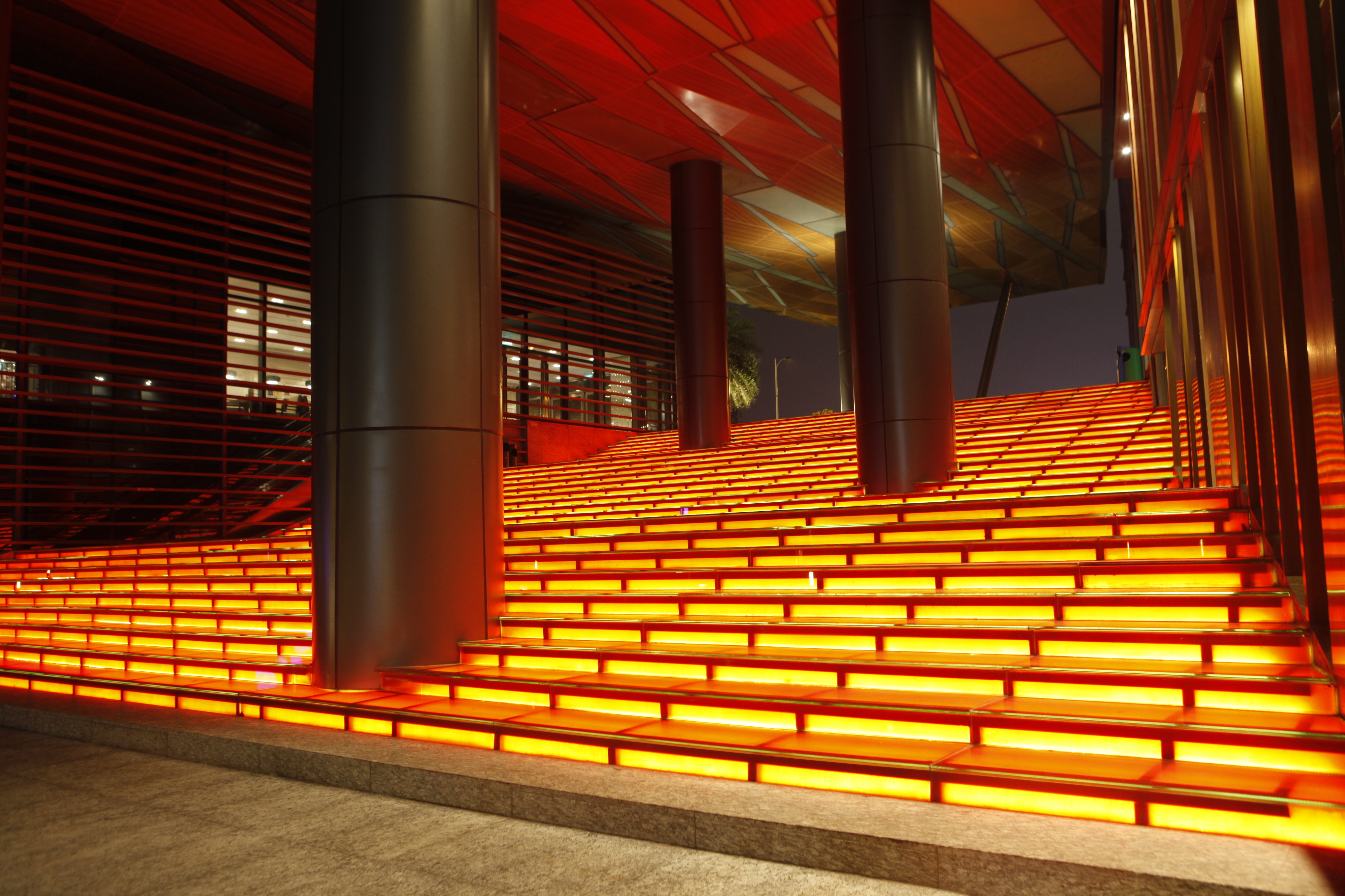 The advantages and uses of underground lights