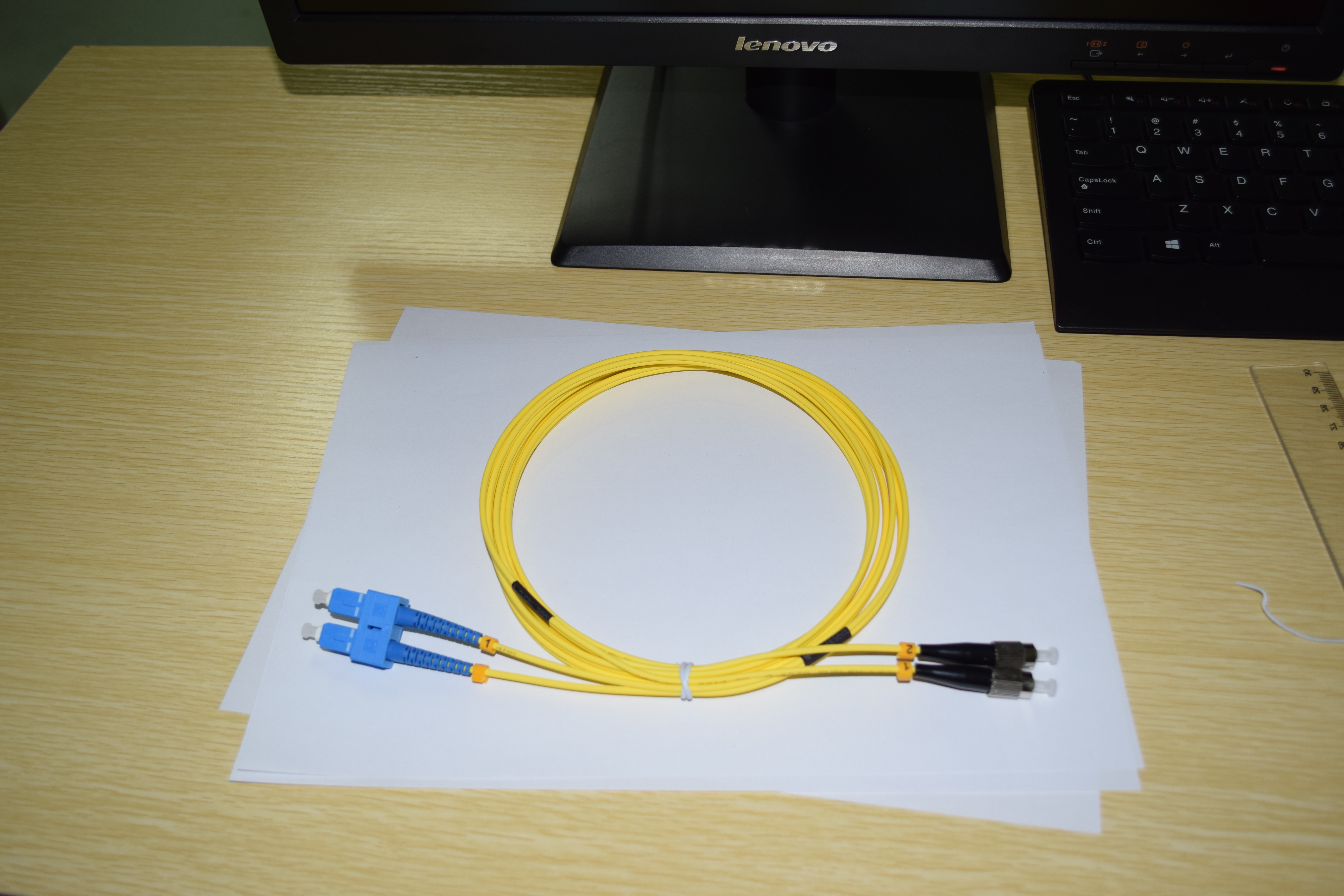 Good User Reputation for Resistant Patch Cord – Om3 Patch Cable -
 SC UPC to FC UPC Duplex 2.0mm PVC OS2 Singlemode Optic Fiber Patch Cable – Evolux Lighting