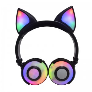 Factory 2020 NEW Gifts Comfortable Glowing Wireless Bluetooth Kids Headphone
