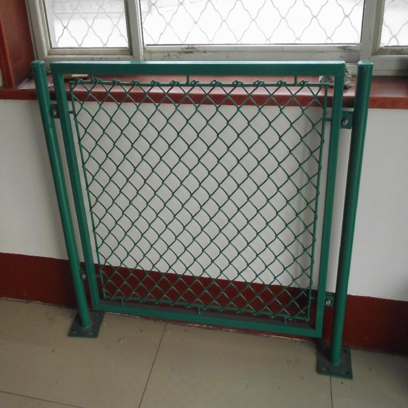 Pvc Coated Chain Link Fnnce with Post Featured Image