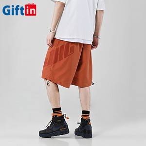 2020 Fashion Street Hip Hop Men Summer Shorts Breathable High Quality Loose Solid Cargo Sweat Shorts Letter Printing Custom