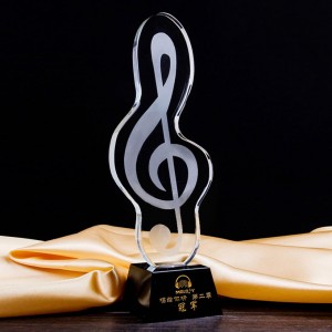 Musical note crystal trophy