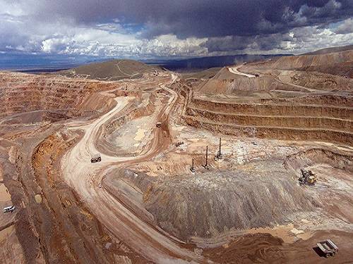 Acuerdos de fusiones y adquisiciones mineras superan los $ 8.8 mil millones en el segundo trimestre: informe