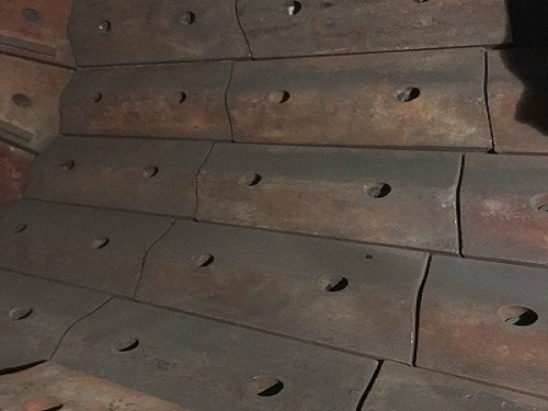 Căptușeli pentru moara cu bile de turnare H&G instalate într-o moara folosită în mina Malaezia