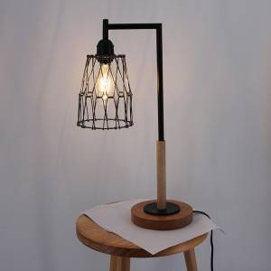 New Delivery for China Round Wood Body in Matt Black White Fabric Shade Table Lamp