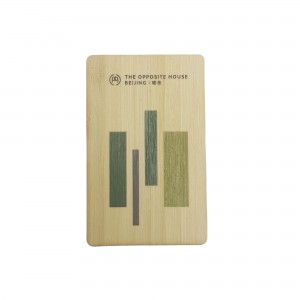 UHF 860~960MHz Eco friendly Bamboo Wooden RFID Hotel Key Card Wood NFC Card for Hotels