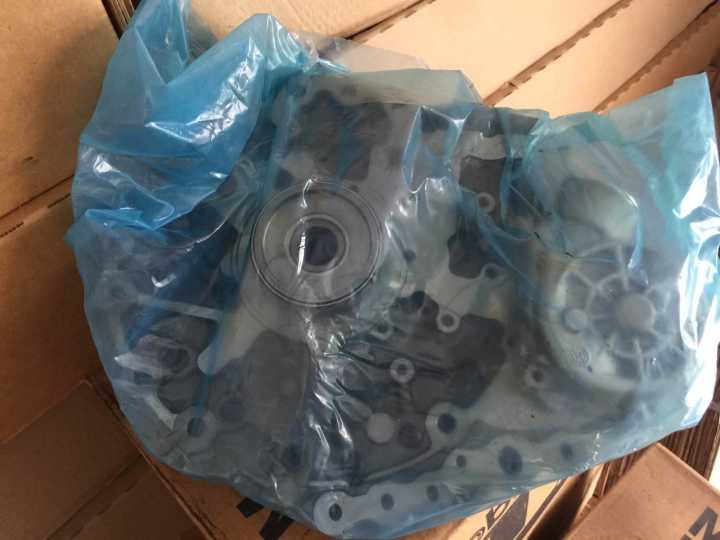6t40 oil pump other side picture.jpg