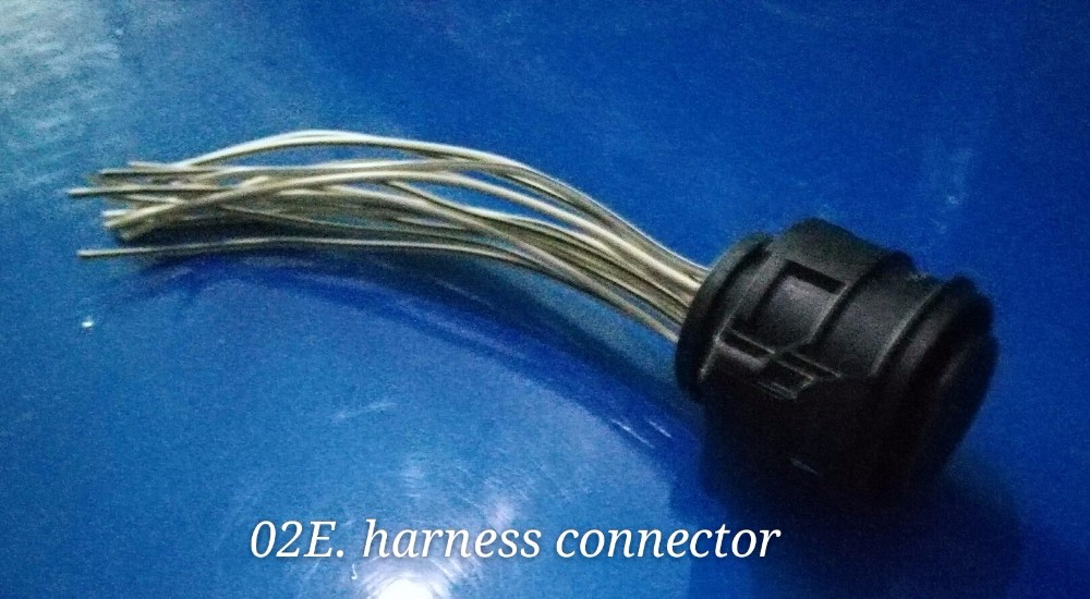 02E konektor kabelskog svežnja