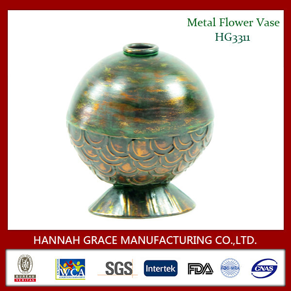 Bronze Color Metal Single Flower Vase, beautiful flower vase