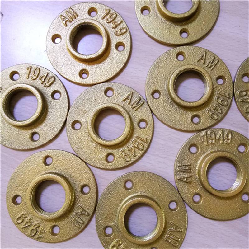 Iron Pipe Fittings Malleable Iron Pipe Fittings 3-holes Flanges For Handrail Wall Mount BSP/NPT  Threaded