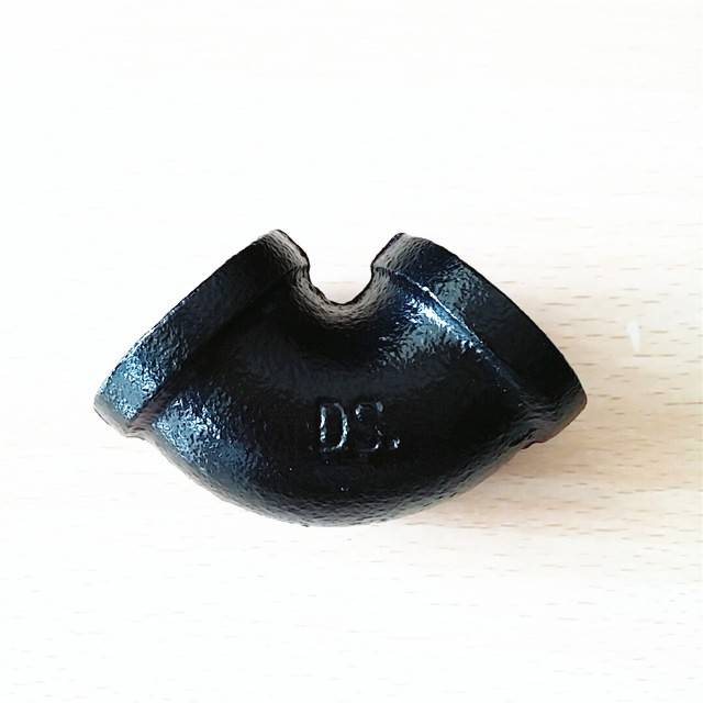 Black Malleable Iron 90 degree Elbow Pipe Fitting