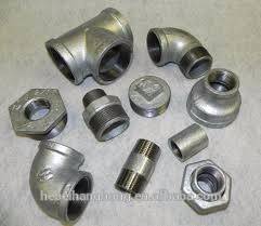 solid and heavy 3/4 gas pipe fittings and solid 2×4's for metal pipe furniture