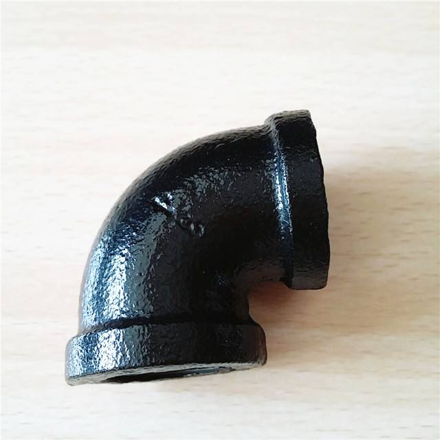 Black and galvanized malleable cast iron 90 degree elbow pipe fitting