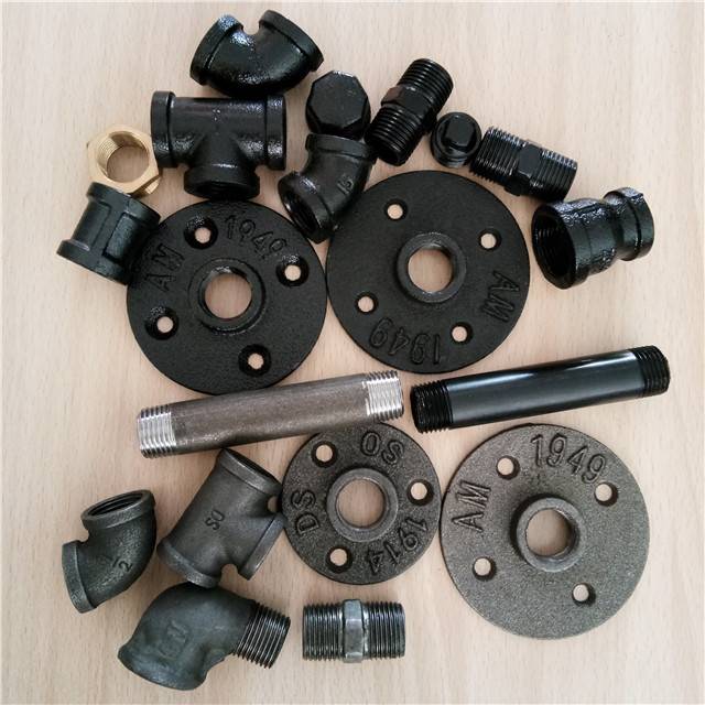 China factory Black Malleable Cast Iron Floor Flanges