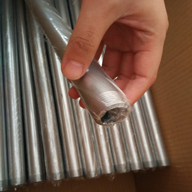 1/2'' DN15 Galvanized silver color cast steel pipes Featured Image