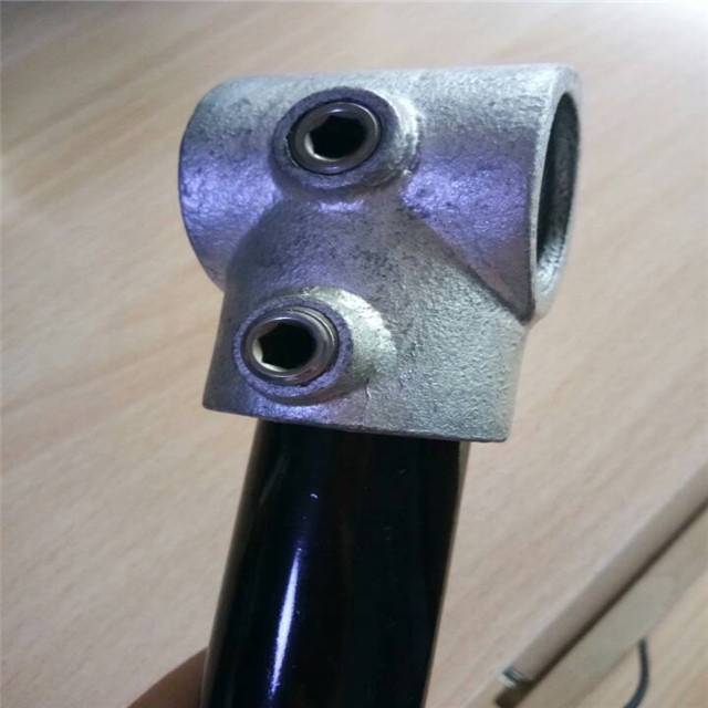 Hot galvanized quick release pipe clamp – fittings