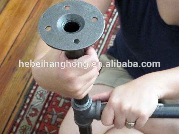 1/2'' floor flange for creating iron pipe curtain rods and pipe bannisters