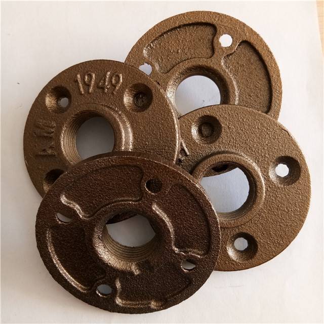 Decorative pipe fitting brass floor flange