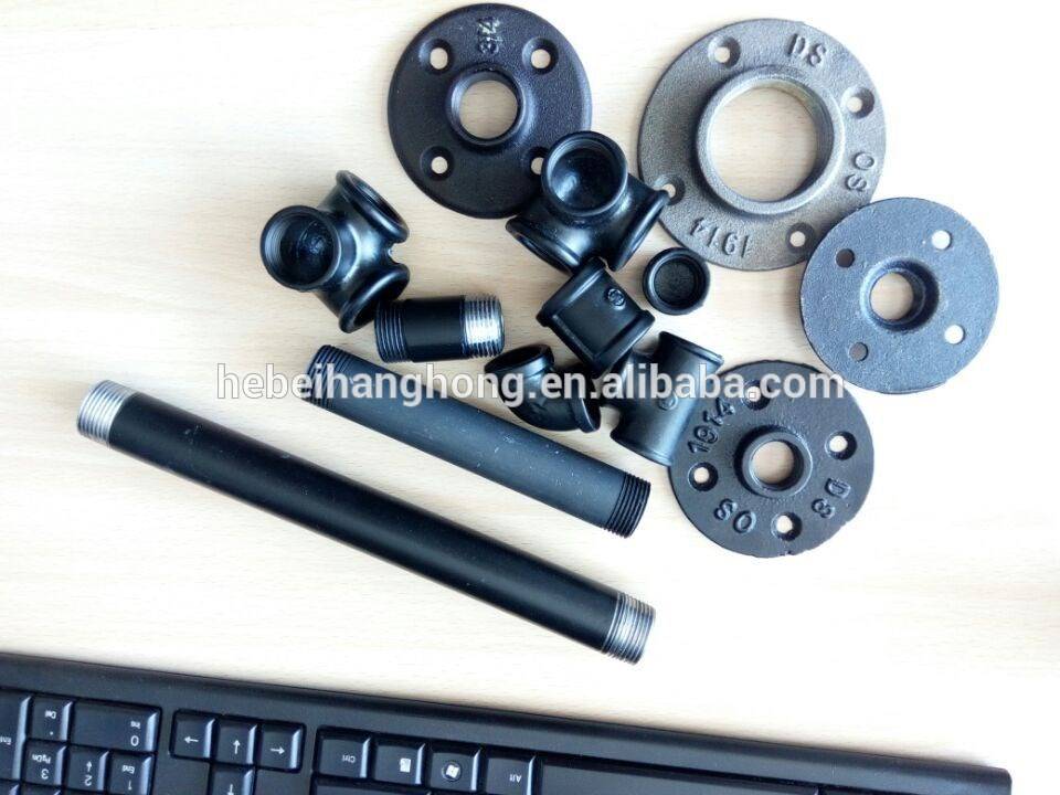 Rapid Delivery for Pipe Bookcase - Female Connection and Casting Technics Floor Flange Black Malleable Iron – Hanghong detail pictures