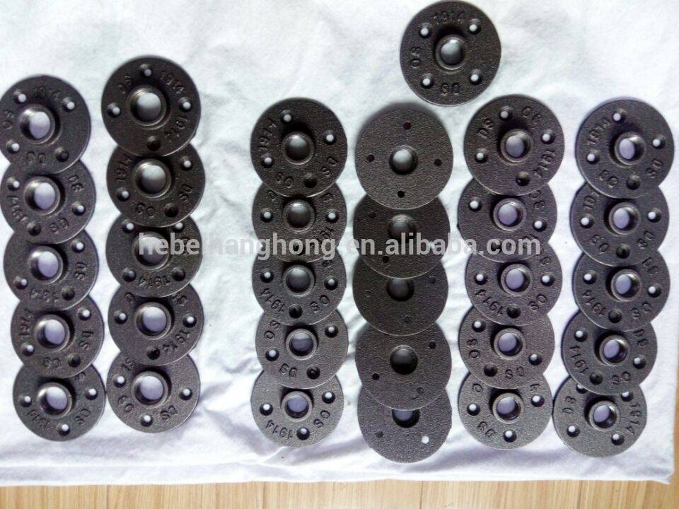 cast iron pipe fittings like floor flanges are used in diy handmade Industrial shelf furniture