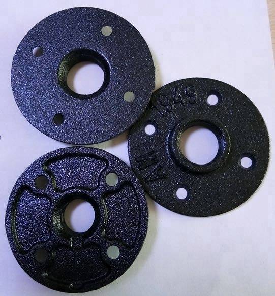 1/2" black pipe floor flange for backless cast iron benches for outdoor furniture