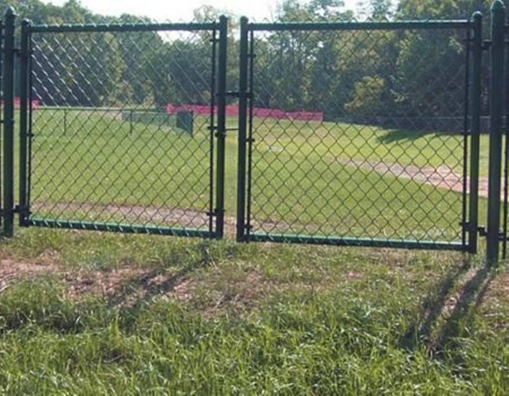 Chain Link Fence Featured Image